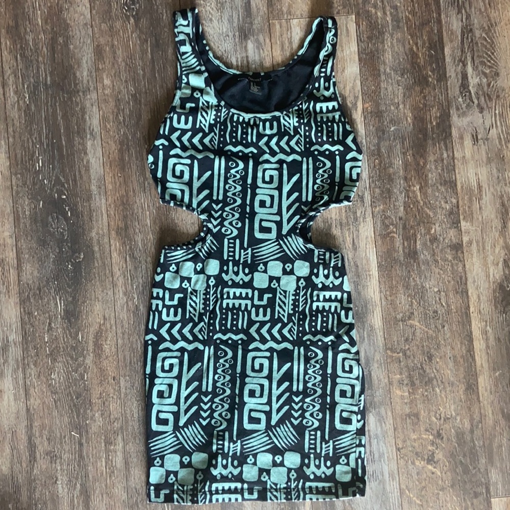 Cut out blue and black bodycon dress